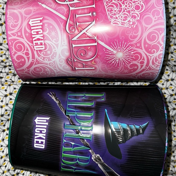WICKED THE MOVIE Musical souvenir cups Pink and Black Tumbler Set popcorn bucket - Picture 1 of 6